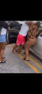 Ladies Fight Dirty In Middle Of A Highway 