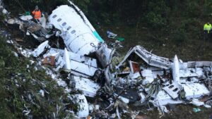 Plane Crashes Into A house 2 Dead And Scores Injured