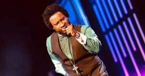 Sonnie Badu Turns Anointing Oil Into Blood (WATCH) 