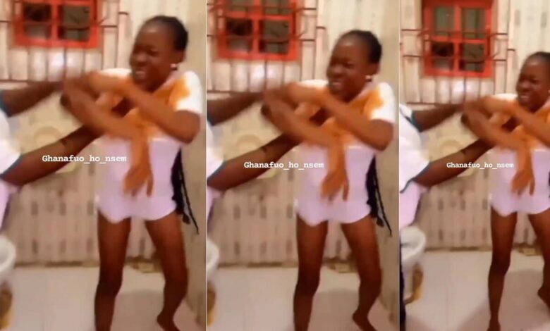 Boss Chick Pours Pepper Sauce On Side Chick