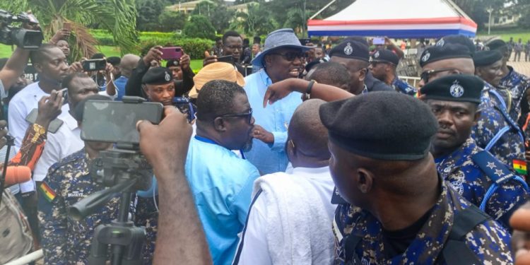 Confusion rocks voting centre n the Ashanti region as delegate allegedly displays cast ballot