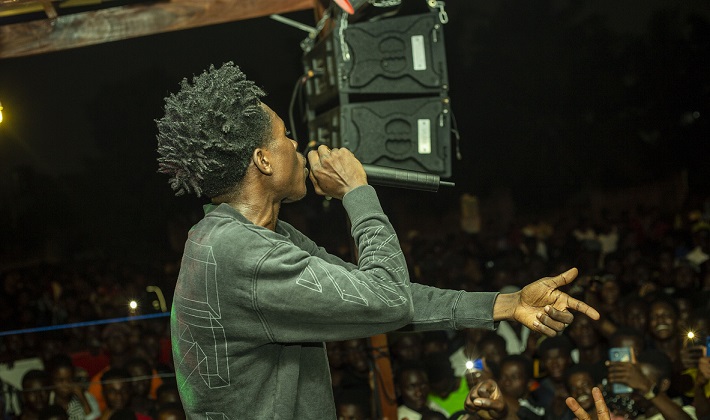 Strongman performs at All Black Affairs in Kumasi Deduako