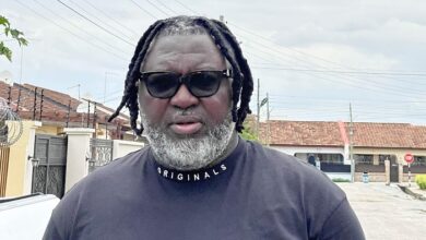 Hammer resigns from A1 Bread to return to full-time Music