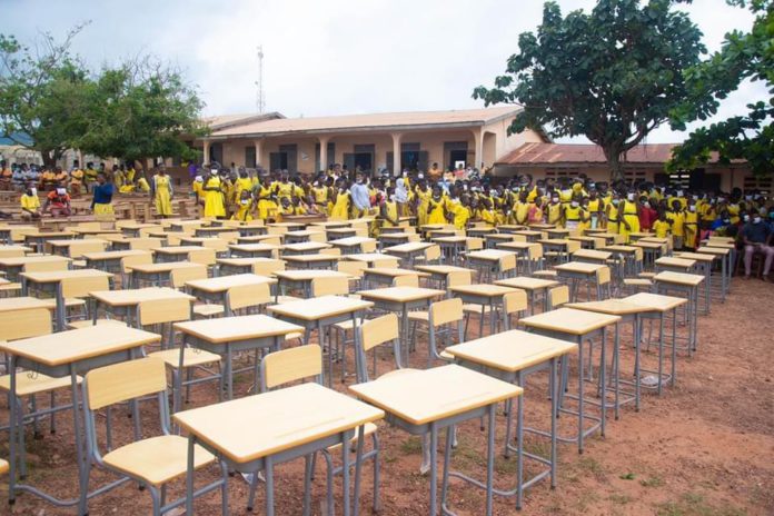 2.3 million pupils have no access to desks in schools