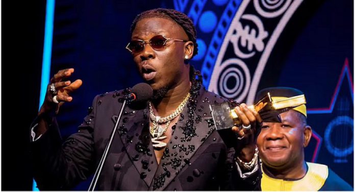 Stonebwoy explains why he didn't respond to King Promise congratulatory message