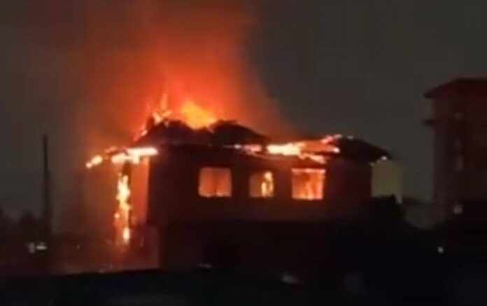 Fire razed 3-storey KNUST student hostel