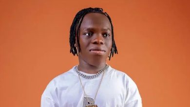 Shatta Bandle in trouble for spraying cash in Nigeria