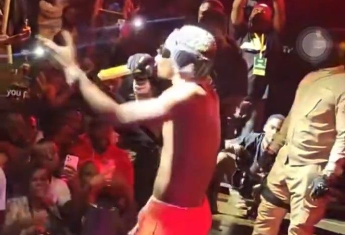 Shatta Wale pulls crowd with electrifying performance at UG-Legon concert