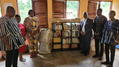 Akropong Anglican JHS receives library books